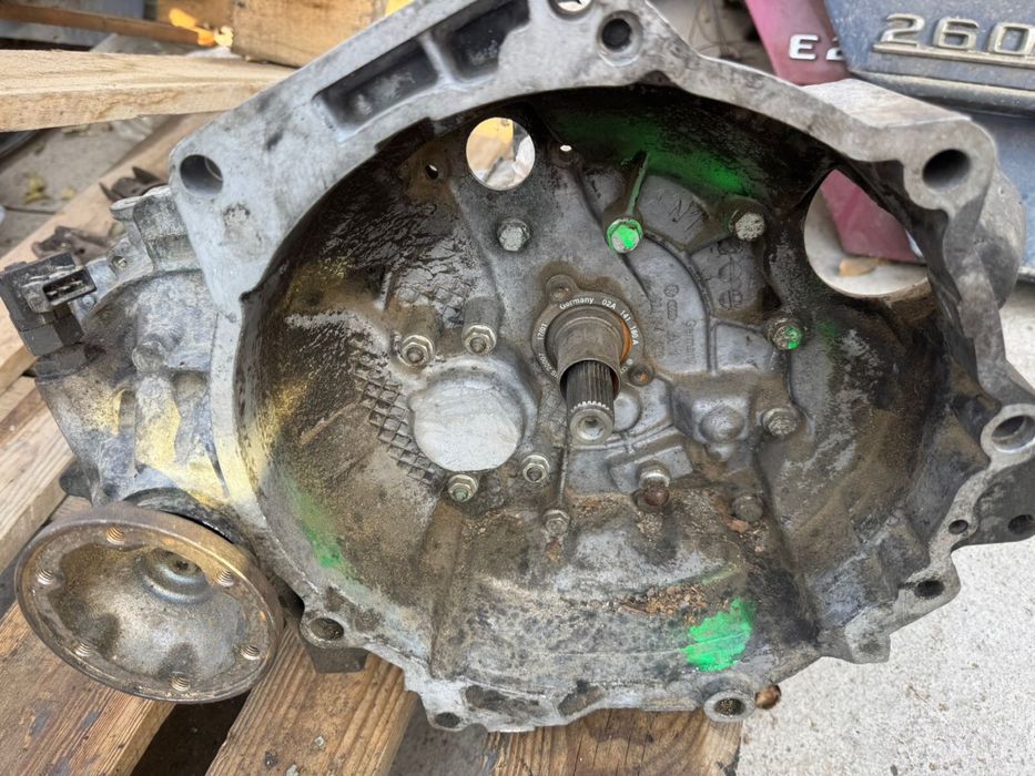 Пассат б3 б4 мотор коробка