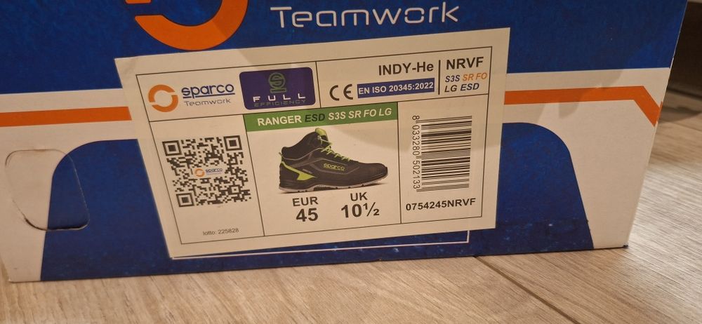 Високи работни обувки с бомбе Sparco INDY RANGER Mid S3S Черен цвят, размер 45