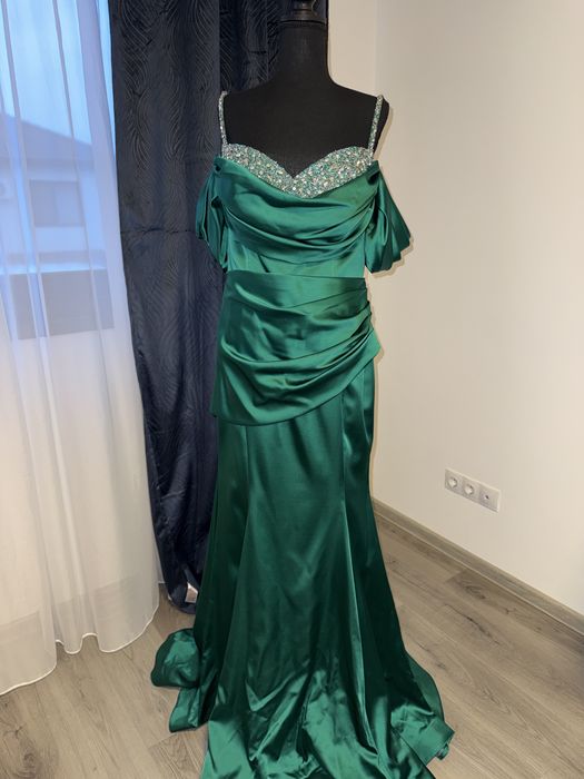 Rochie eleganta