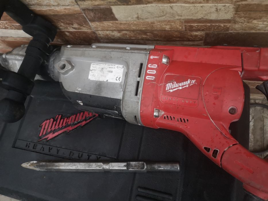 Къртач Milwaukee k900  10kg1600W 20J