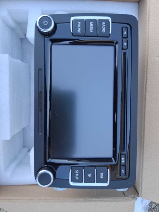 Radiocasetofon auto original vw passat b7