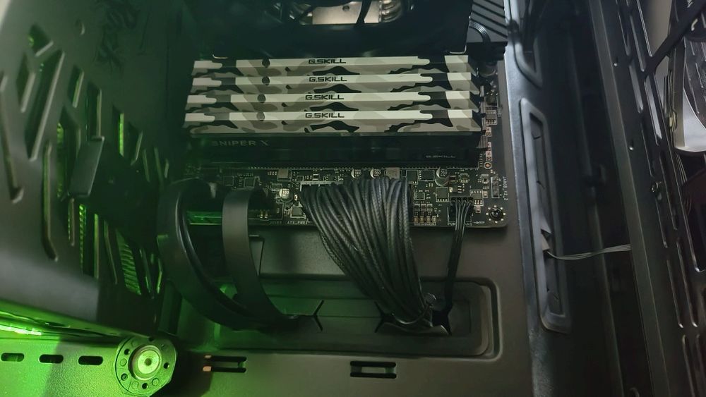 32Gb DDR4, комплект 4×8Gb