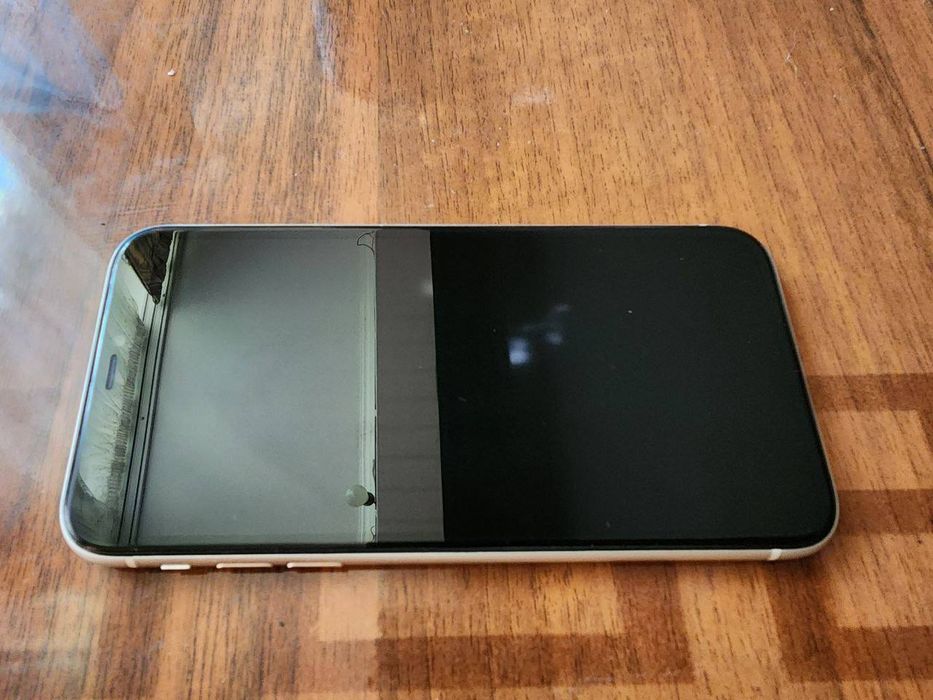 iPhone 11 64 sotiladi