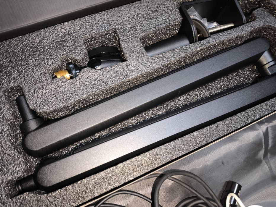 Микрофонодержать Fifine MBM88 и сам микрофон  Fifine K688