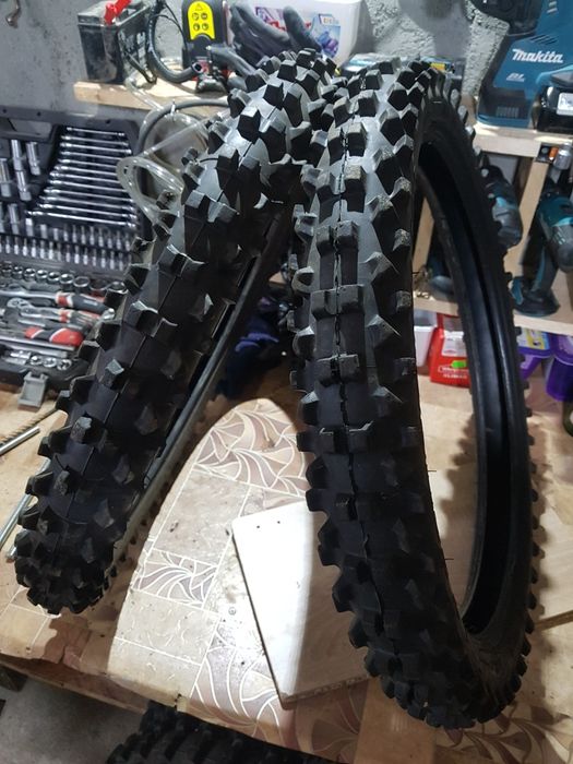 Pirelli din 2020 fata 80 100 21 ( 90 90 21 )