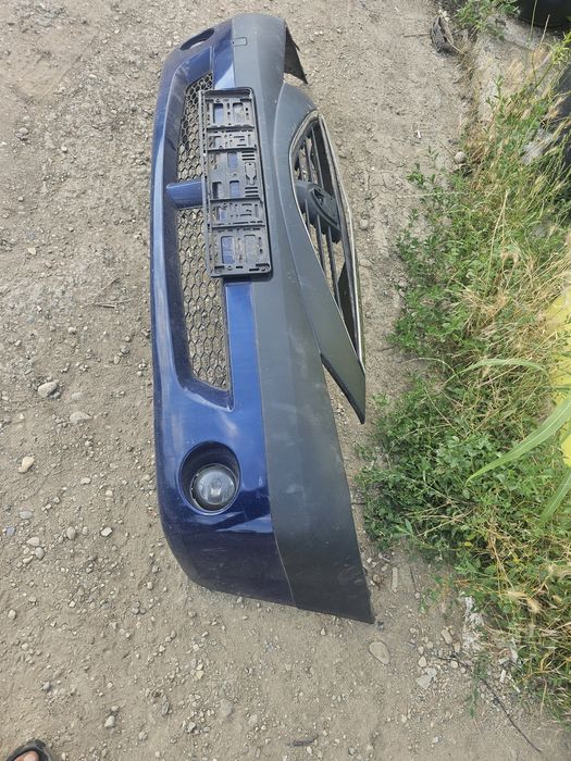 Bara fata spoiler dacia logan 2007