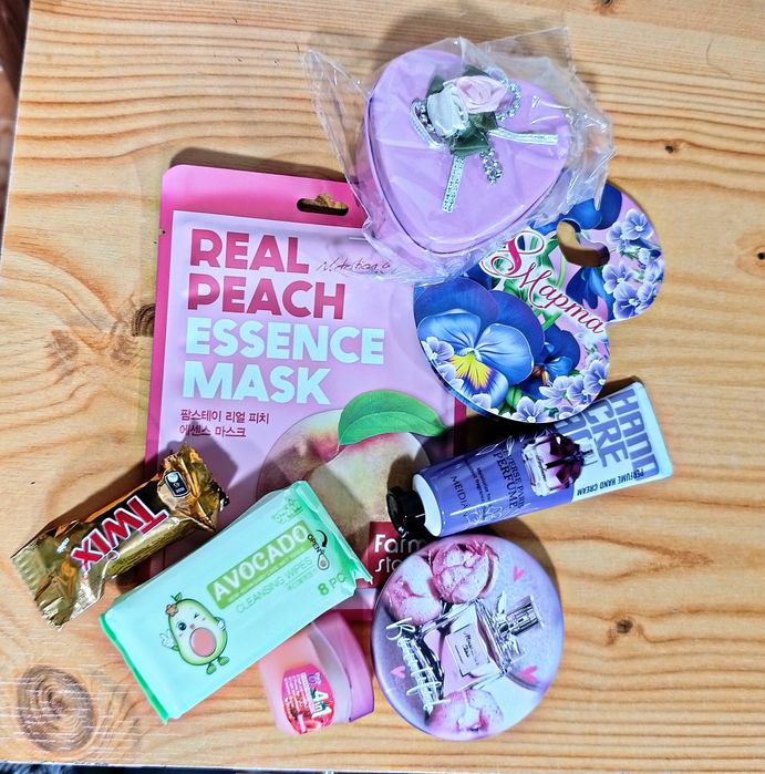 Подарочные наборы на 8 марта