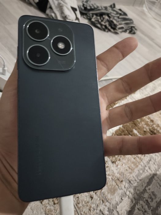 Продам телефоны Tecno spark 20 и Redmi not 12