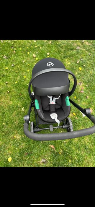 Carucior ca nou cybex ,negocialbil