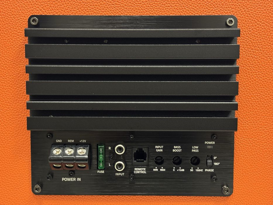 Активный сабвуфер с полным комплектом(регулятор, проводка БОНУС!)(jbl)