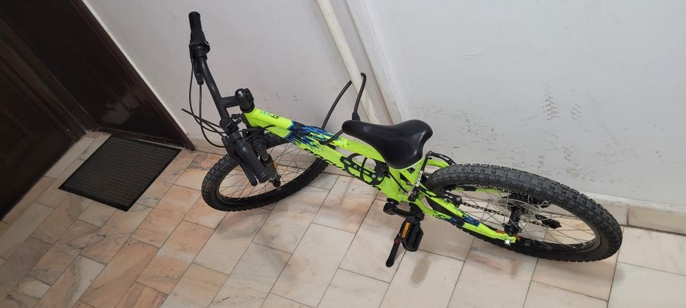 Bicicleta  20"  Floresti