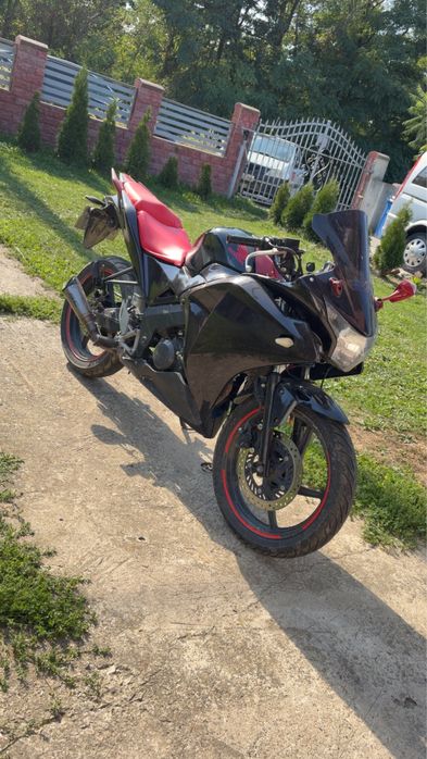 Honda cbr 125cc