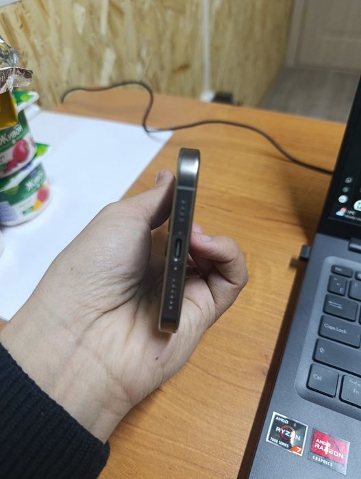 iPhone 16 pro max 256 gb