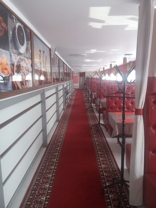 Мебель для кафе баров и ресторанов