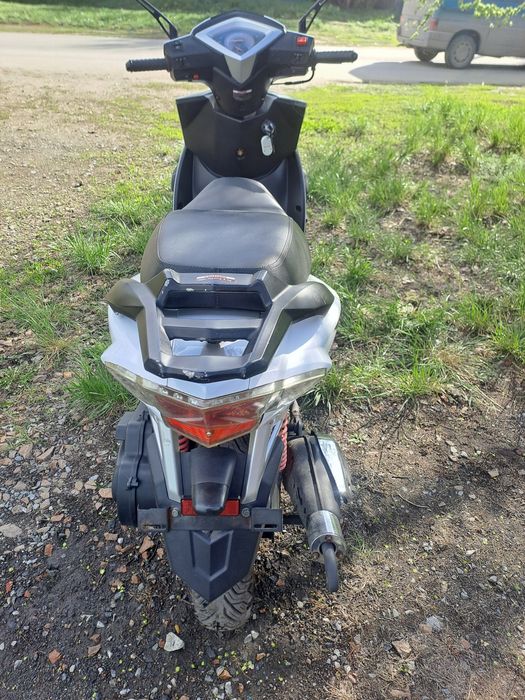 Продам скутер 125куб