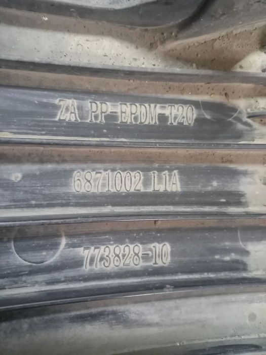 Aparatoare Noroi Punte Spate Bmw X3 X4 G01 G02 F97 F98 Cod   - Dezmembrari Arad