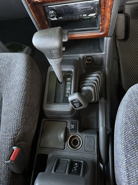 Продам Mitsubishi pajero 2