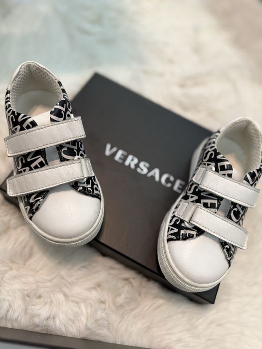 Adidasi Versace originali