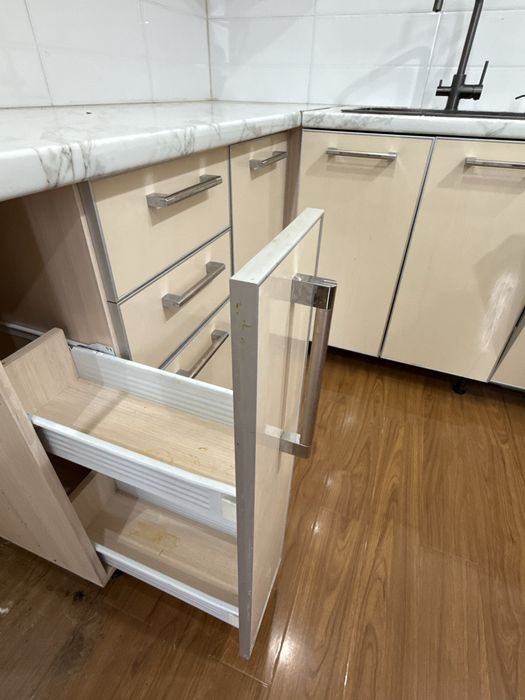 Кухонный гарнитур