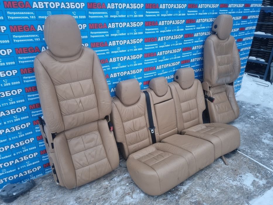 Сидения на Porsche Cayenne.