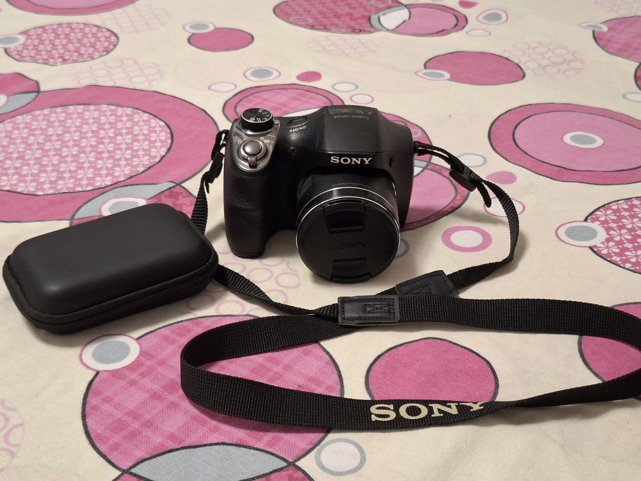 Aparat foto Sony DSC H-300 + kit cadou