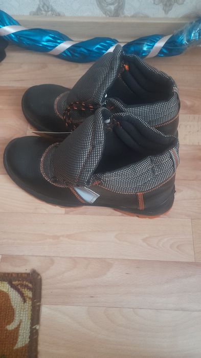 Продаются ботинка хорошом состояние осень весна идеальное сочетание