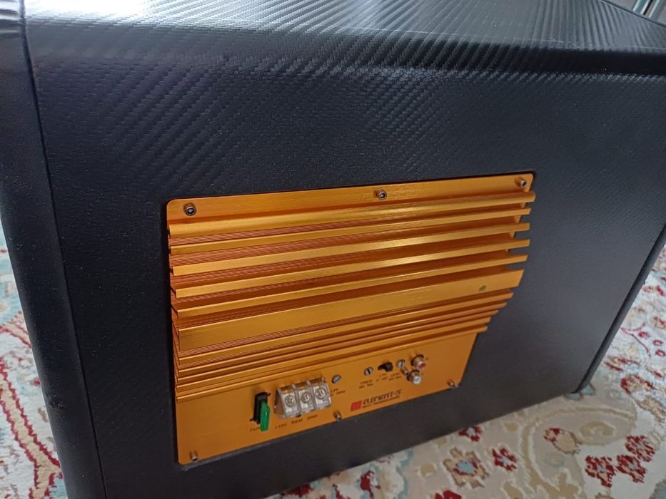 Сабвуфер оригинальный