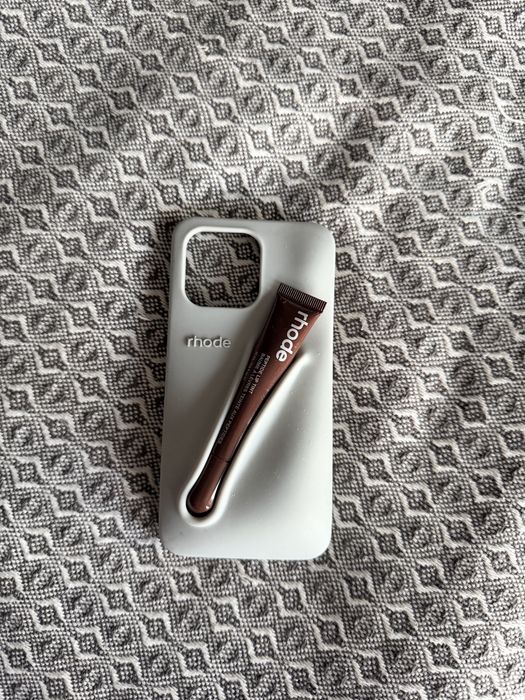 Оригигинашен калъф Rhode