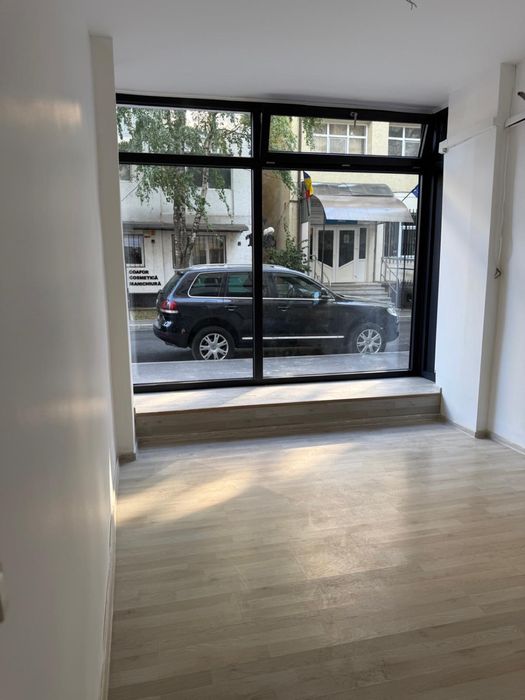Spațiu comercial de închiriat – 80 mp, parter, Str. Lupeni nr. 4, Focșani