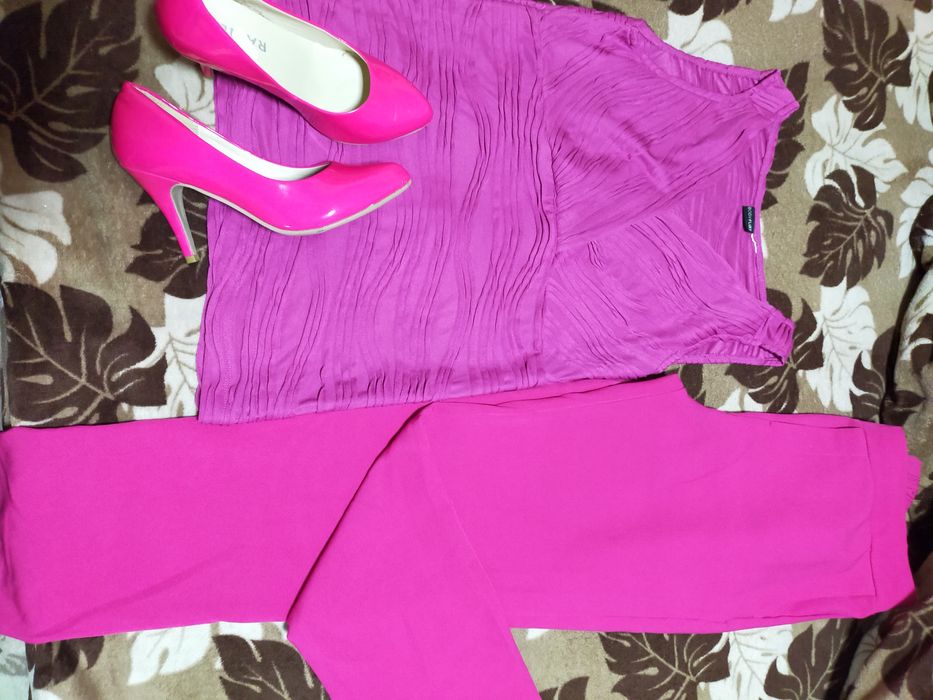 Set pantalon ,top,pantofi
