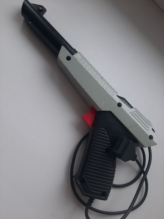 Игровой пистолет для приставки Dendy