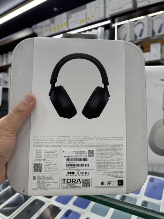 Наушникы Sony WH-1000XM5