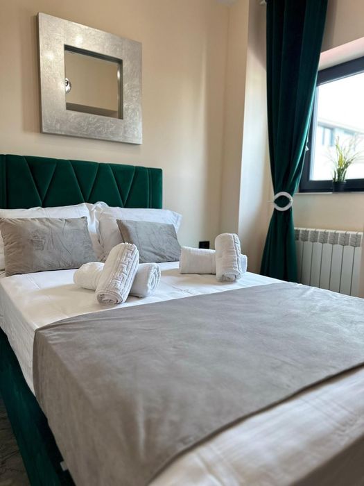 Închiriez apartamente cu 2 camere zona Eforie Nord