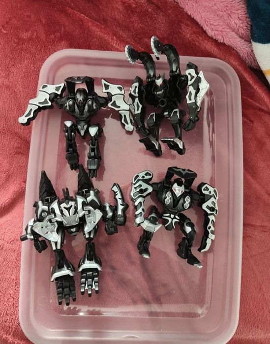 Lot Bakugani, pret separat pentru fiecare