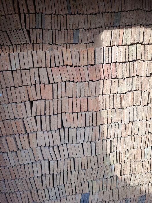 Cărămidă subțire pt sobe de teracotă