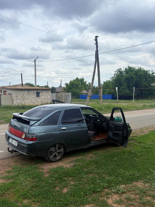 Продам 2112      .