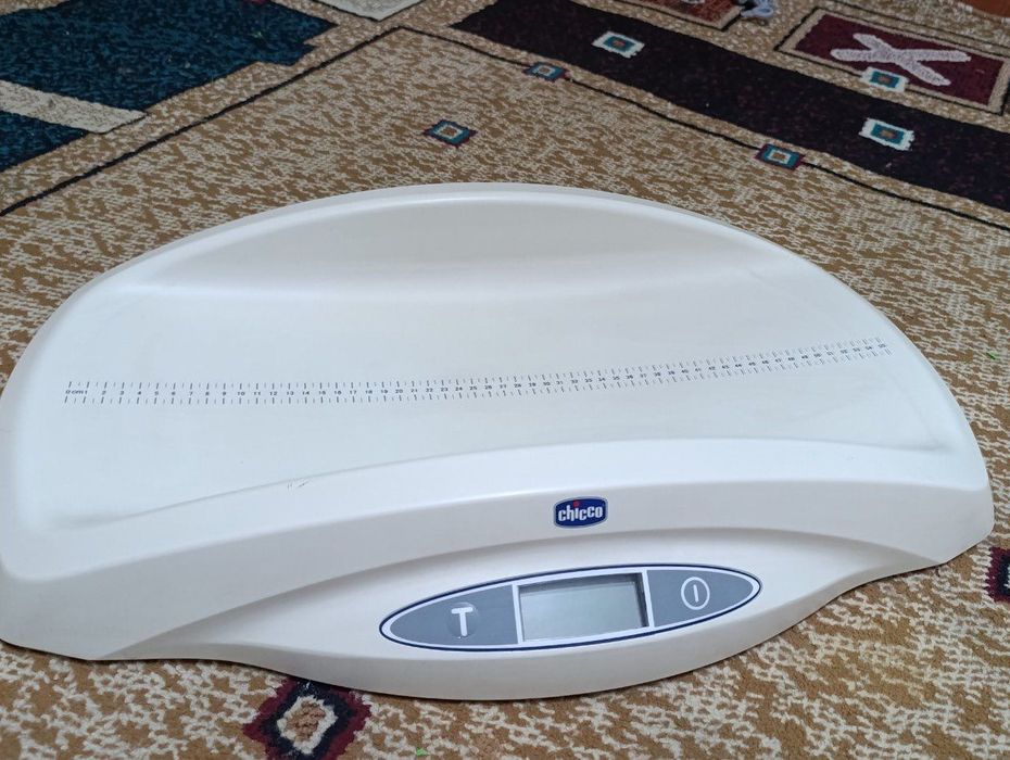 Детские весы чико