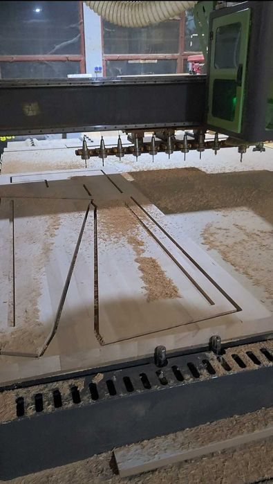 Prelucrare debitare frezare pe router CNC MDF, Bond, placaj, plexiglas