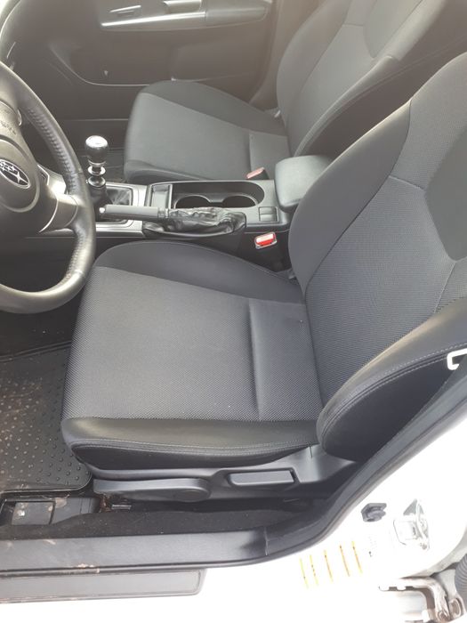 Субару Импреза 2010 год