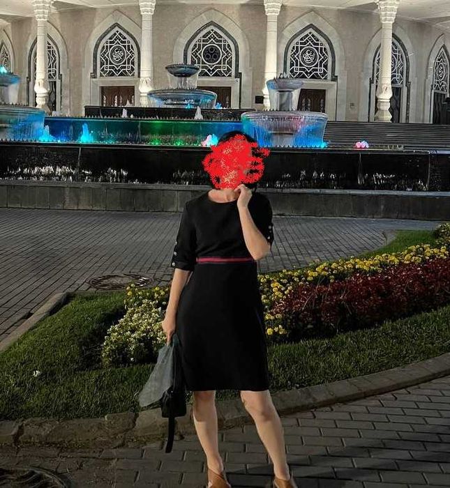 Шикарные платья до колен, для худеньких р 36