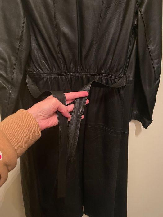 Черно Дамско кожено палто / кожен шлифер - истинска естествена кожа