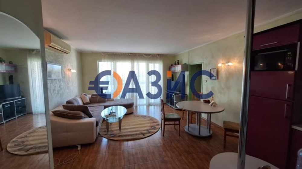 Продава се Тристаен апартамент в Несебър - 100 кв.м за 1300 €/кв.м - Снимка #2