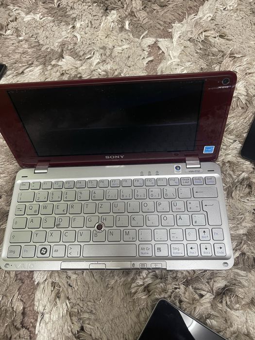 Laptopuri, tablete si telefoane functionale