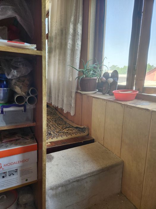 Uy sotiladi 3 xona qibray rayon xosilot kochasiıda.