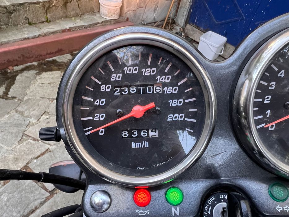 Suzuki GS500F подходящ за А2