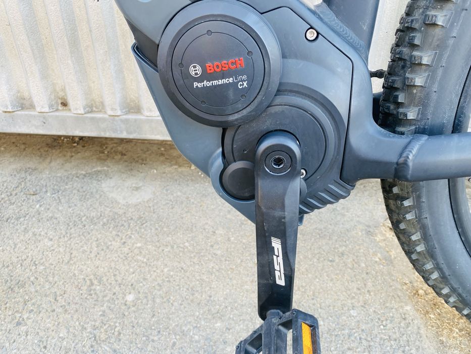 Bicicleta electrica cube