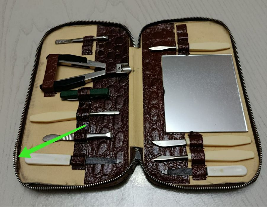 Винтажный чешский маникюрный набор