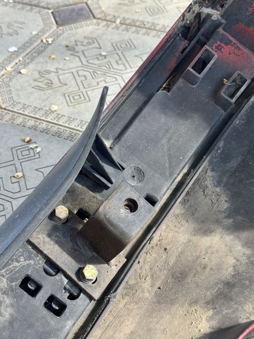 Оригинальный бампер на ауди 80