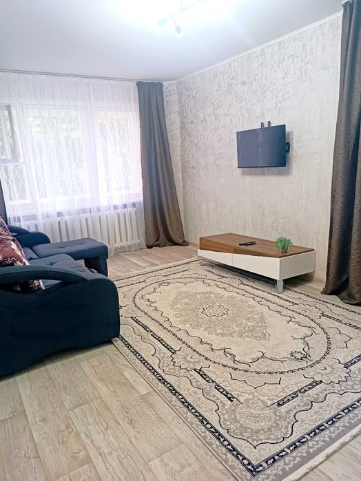 Сдам посуточно 3-комнатная