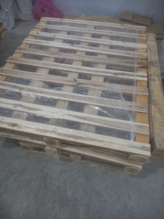 Sifatli poddonlar sotiladi,narhi kelishilgan holda, Yangi hayot,Surum.